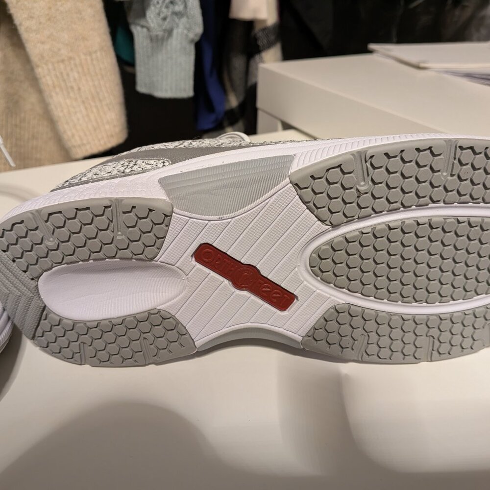 BRAND NEW Orthofeet shoes - Picture 4 of 5